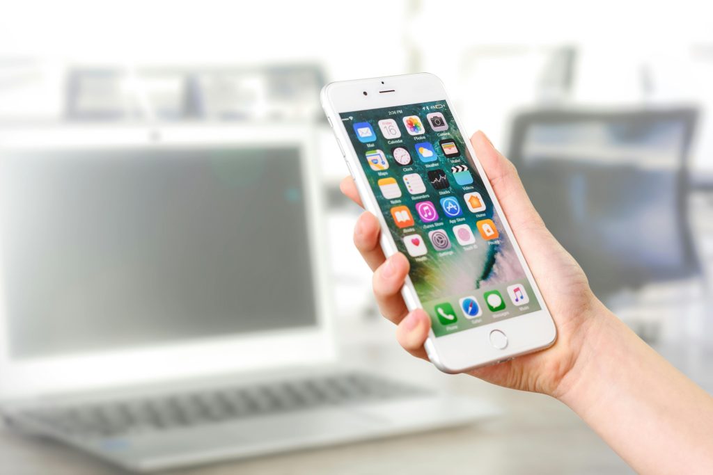 Expense Tracking made easy with your smart phone apps