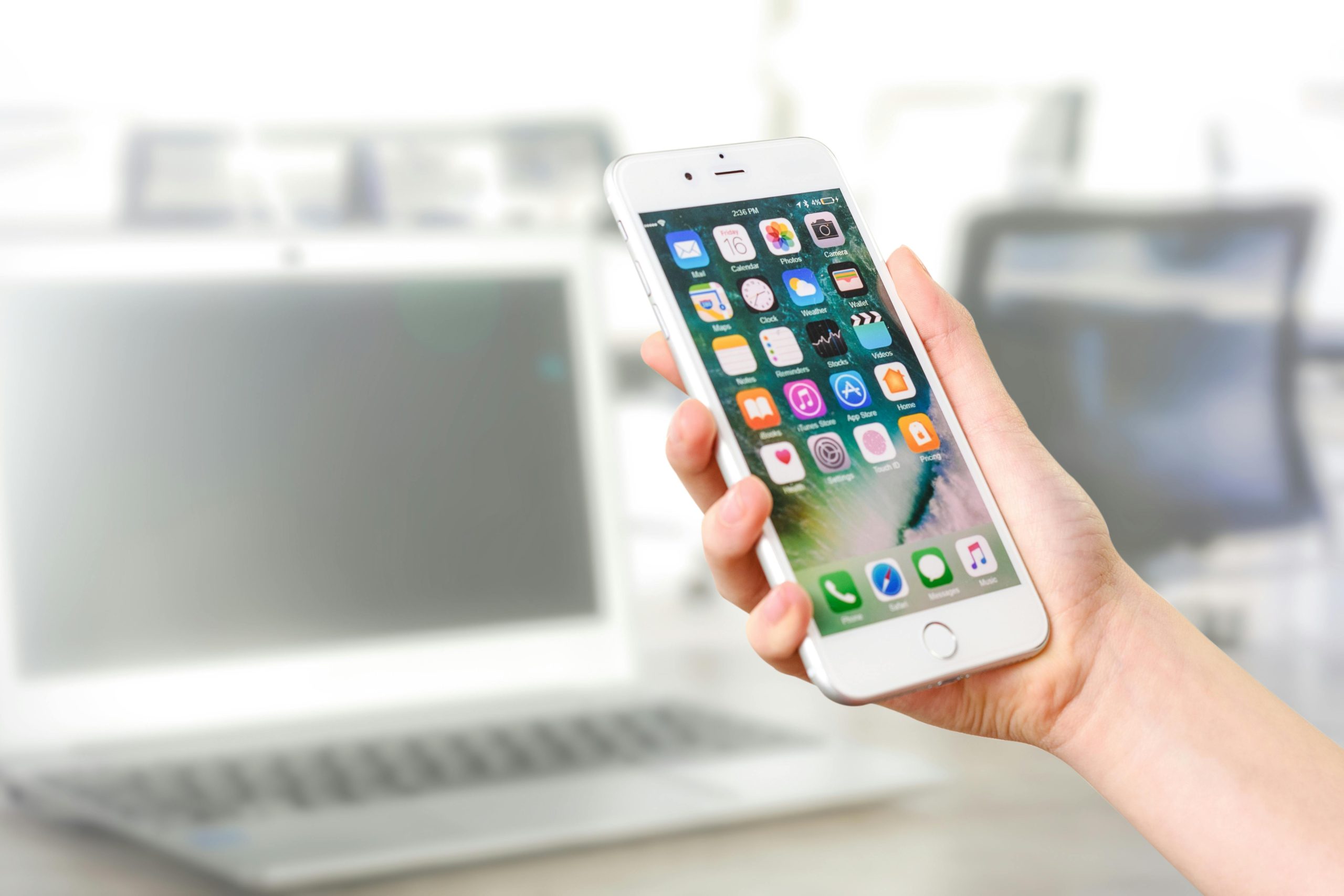 Expense Tracking made easy with your smart phone apps
